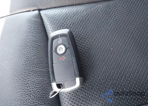 2020 Ford F-150 Lariat z USA, uszkodzony, nr VIN 1FTEW1E59LFB13686